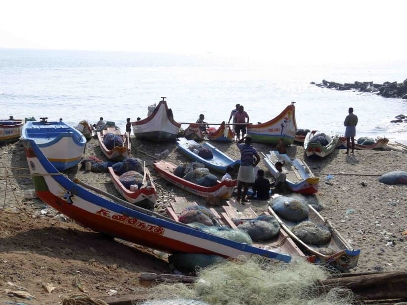 reveil-pondichery-parties-dechecs-et-de-petanques-matinales.htm