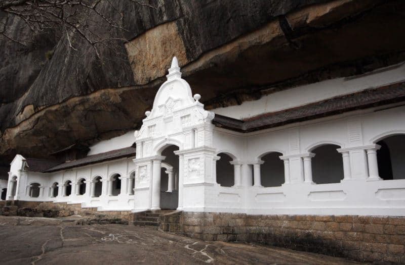 urlaub-in-sri-lanka-der-hoehlentempel-von-dambulla.htm